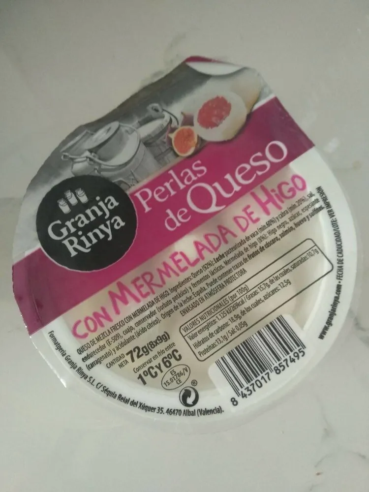 Perlas de Queso con Mermelada de Higo