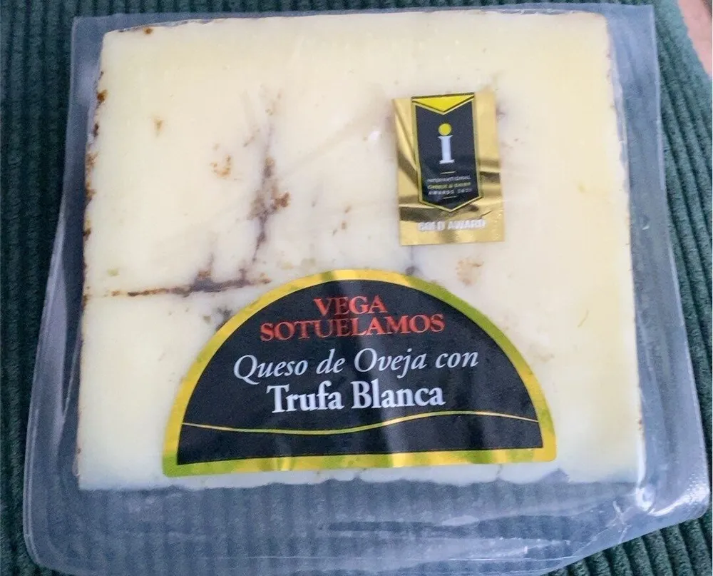 Queso de oveja con trufa blanca