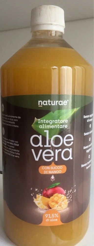 Alie Vera con succo di mango