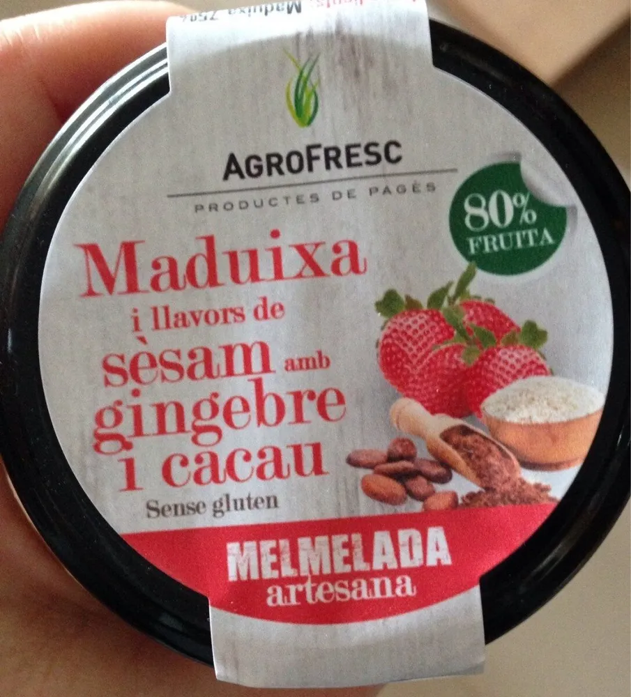 Maduixa i llavors de sèsam amb gingebre i cacau