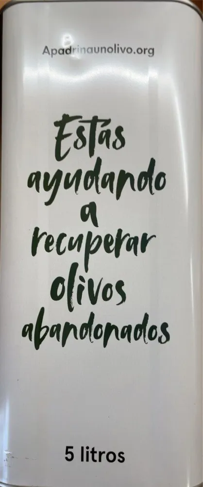 Estas ayudando a recuperar olivos abandonados