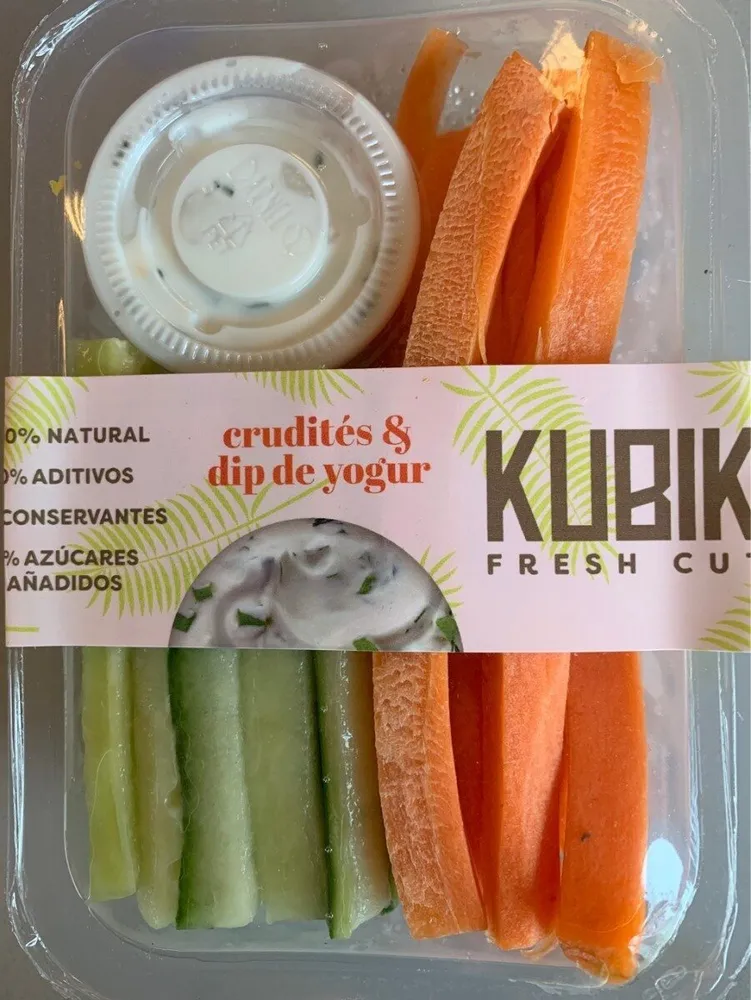 Kubik 150 crudités con dip de yogur