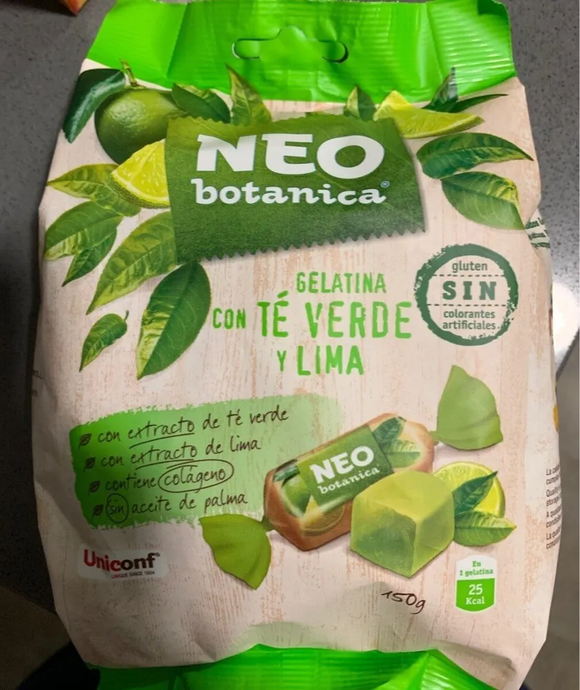 Gelatina con Té verde y lima