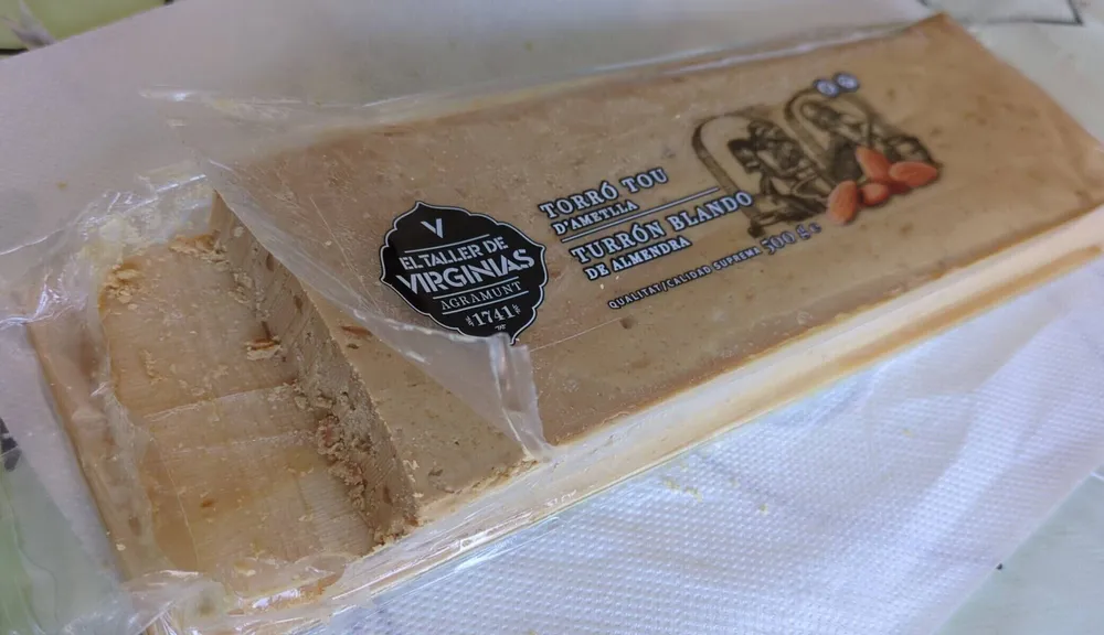 TURRÓN Blanco de Almendra