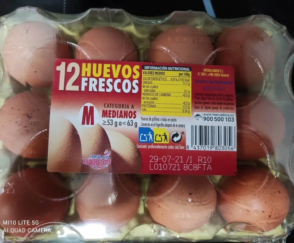 Huevos M