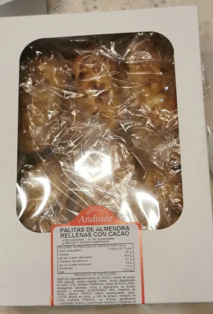 palitas de almendra rellenas con cacao