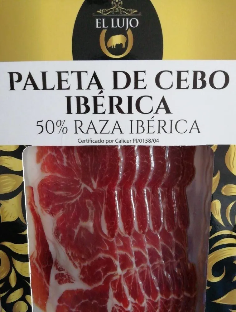 Paleta de cebo ibérica. 50% raza ibérica