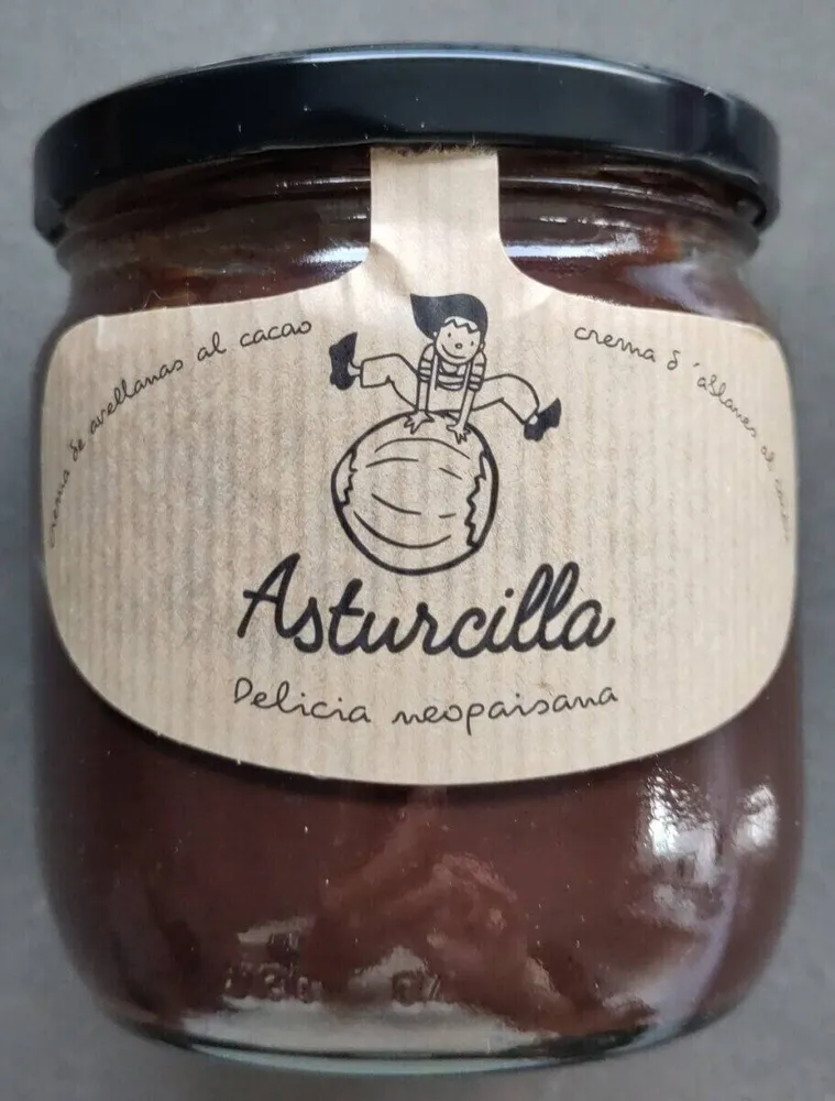 Asturcilla. Crema de avellanas al cacao