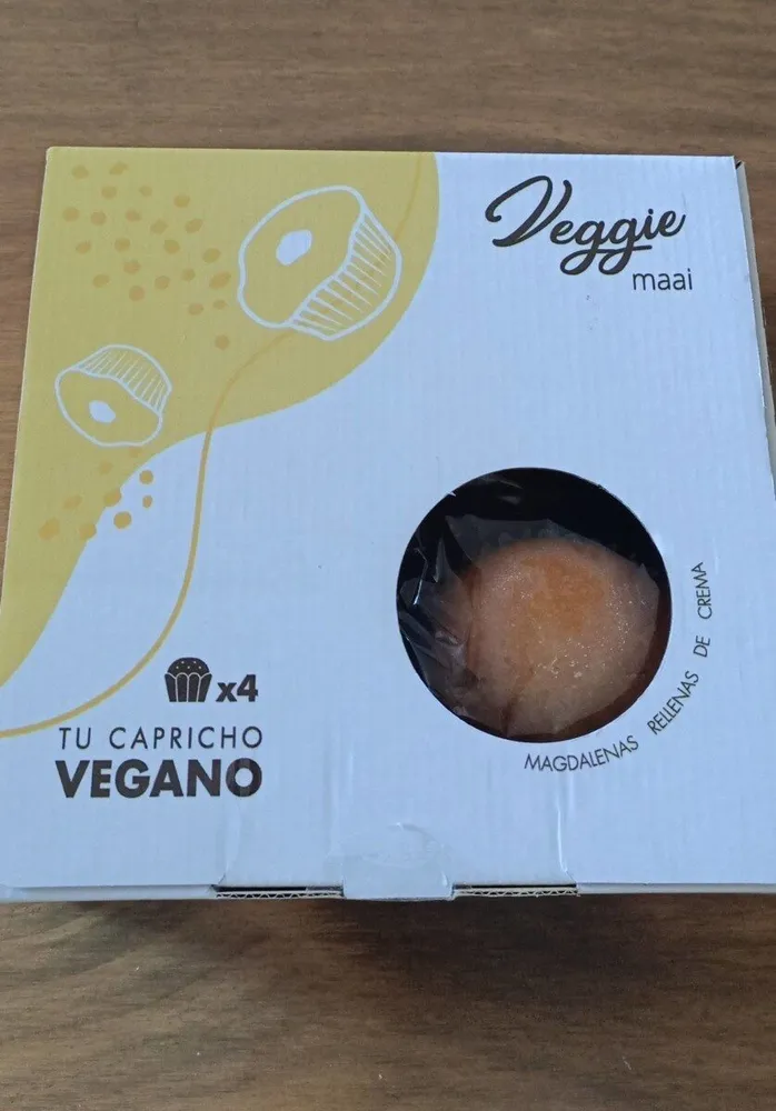 Magdalenas veganas rellenas de crema