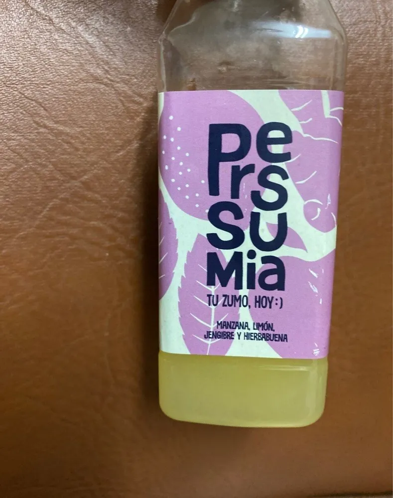 Pressumia zumo jenjibre limon manzana y hierbabuena