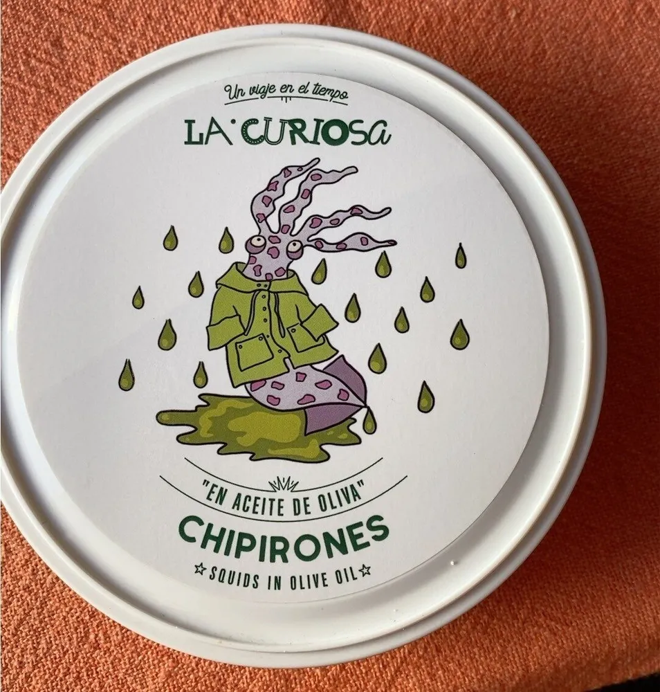 Chipirones en aceite de okiva