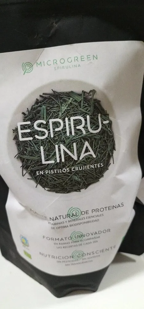 Espirulina en pistilos crujientes