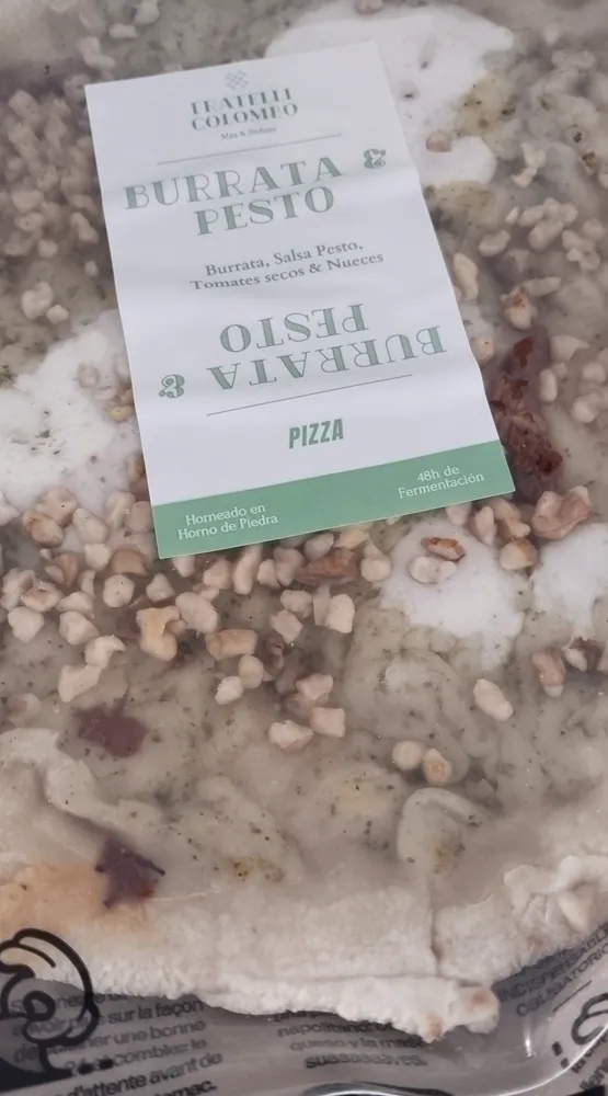 pizza burrata y pesto