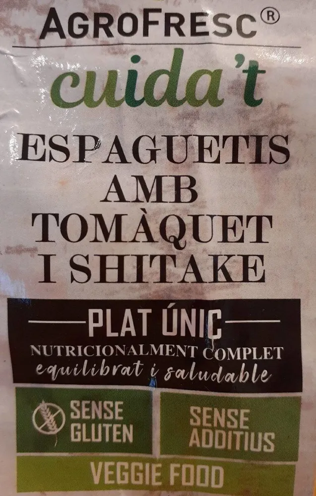Espaguetis amb tomàquet i shitake