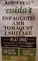 Espaguetis amb tomàquet i shitake
