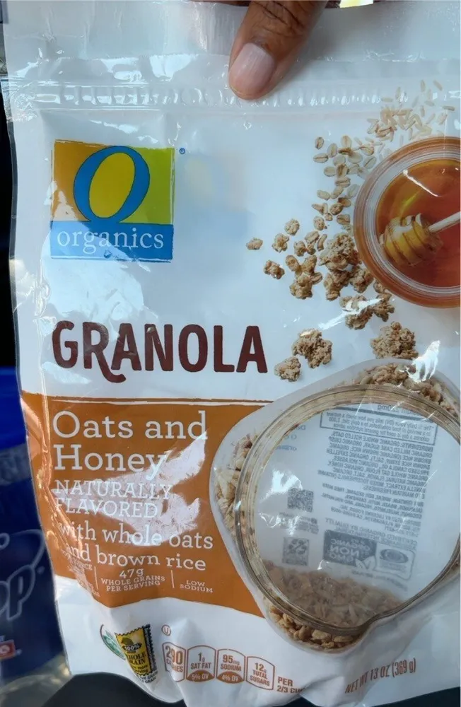 Oats and honey granola