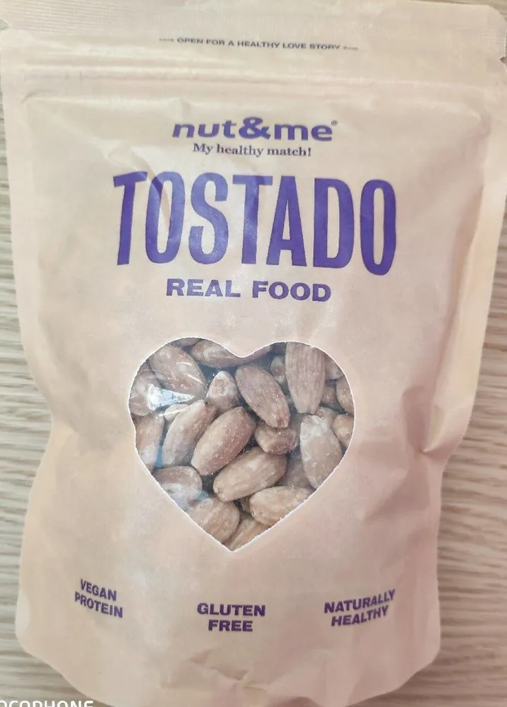Almendra tostada y salada