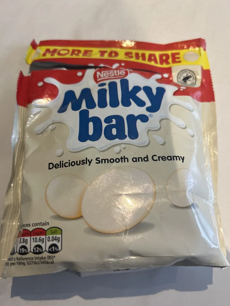 Milky bar Buttons