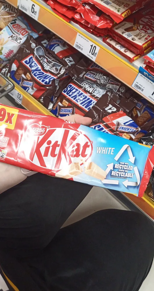 KitKat White