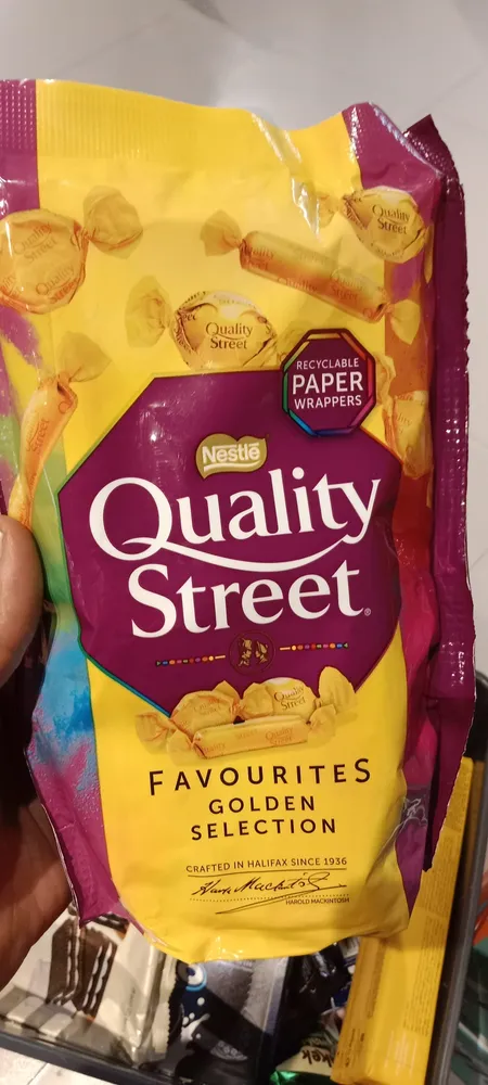 Quality Street Golden Favorites