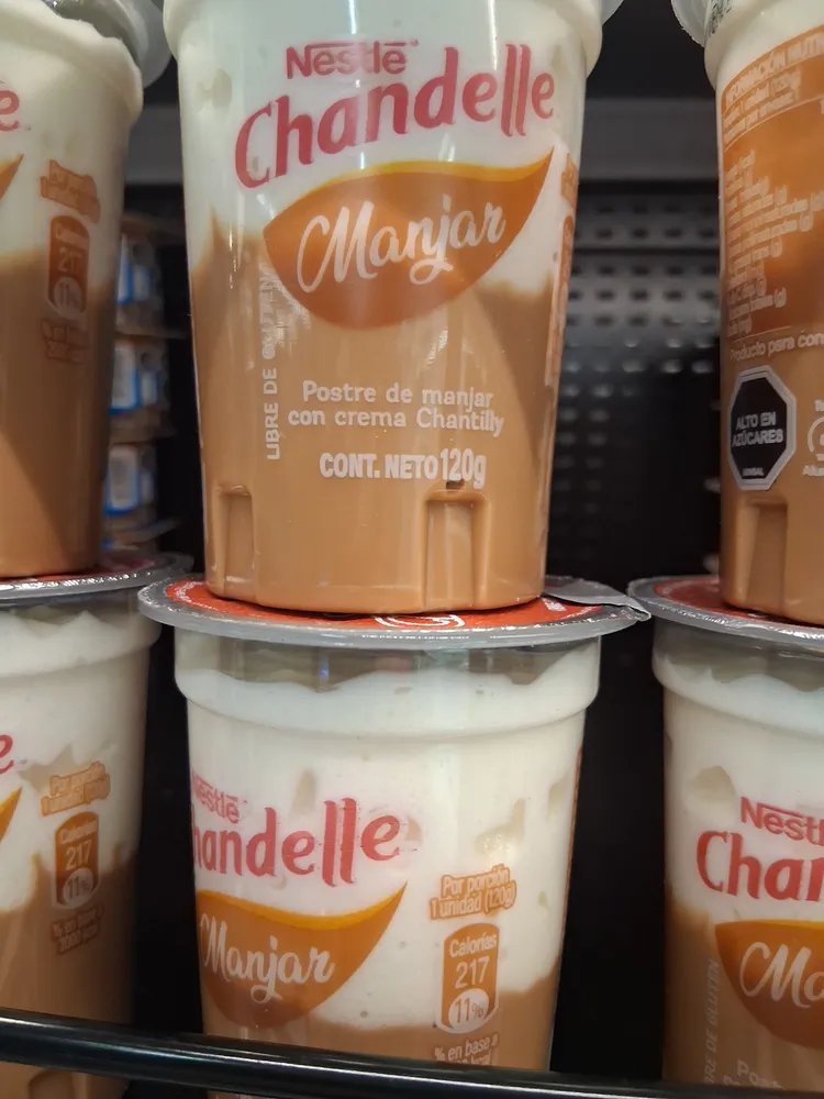 Chandelle Manjar