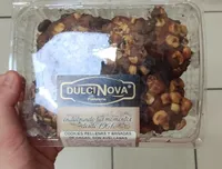 Cookies rellenas y bañadas de cacao con avellanas