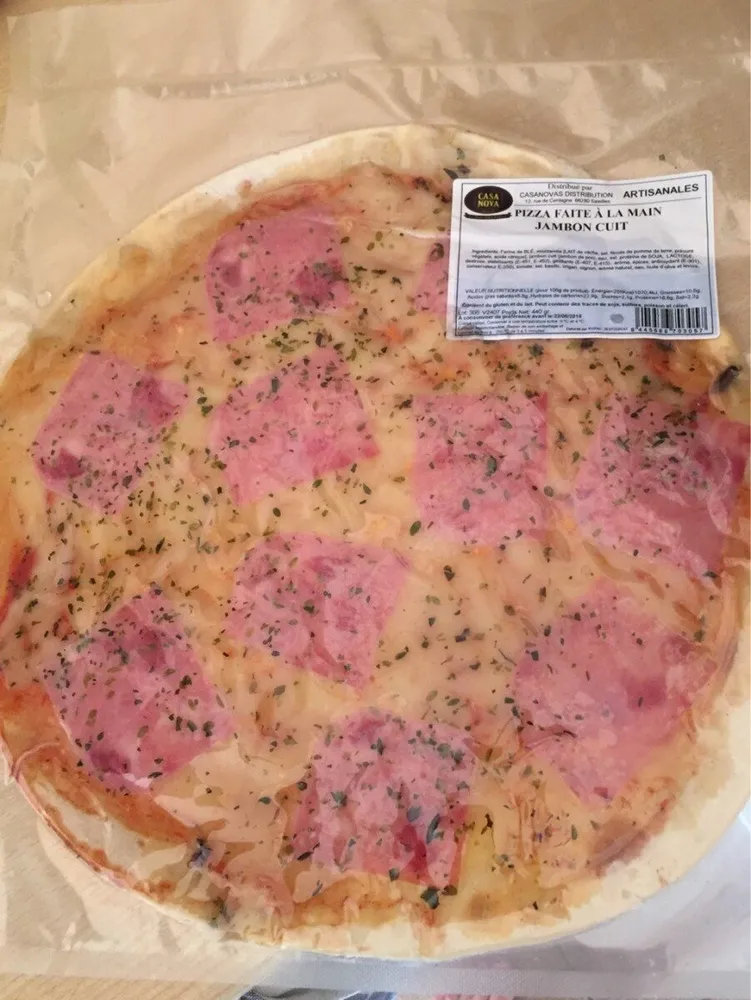 Pizza faite à la main