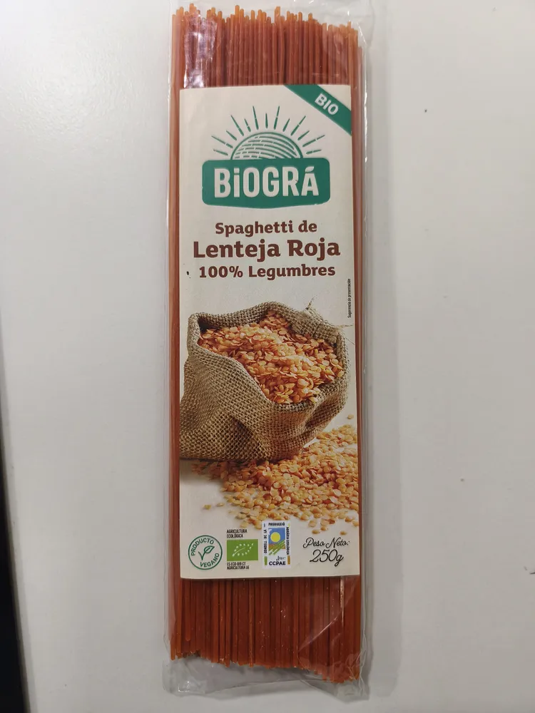 Espaguetis de lenteja roja