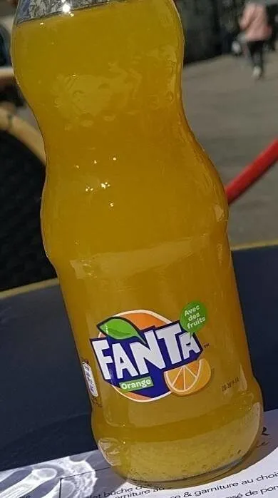Fanta bouteille en verre
