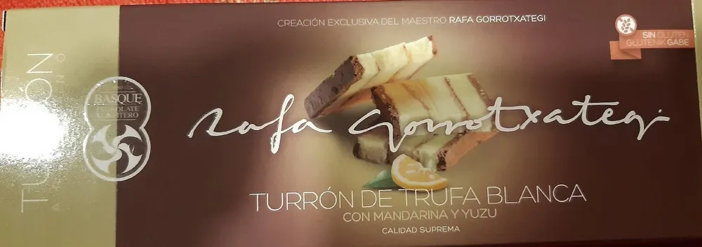 Turrón de trufa blanca con mandarina y yuzu