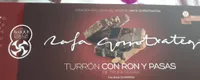 Turón con ron y pasas