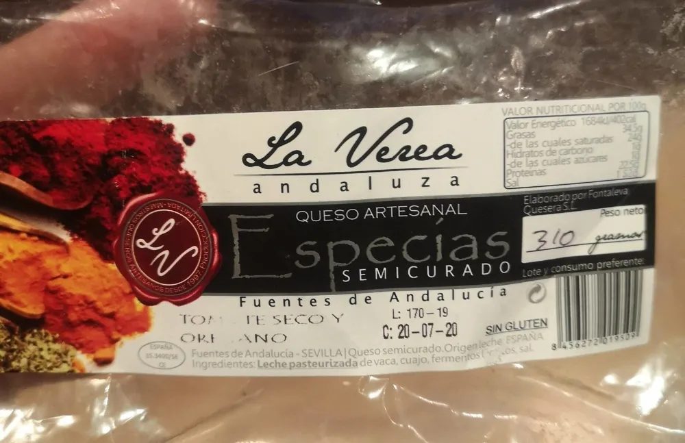 Queso Artesanal Especias Semicurado
