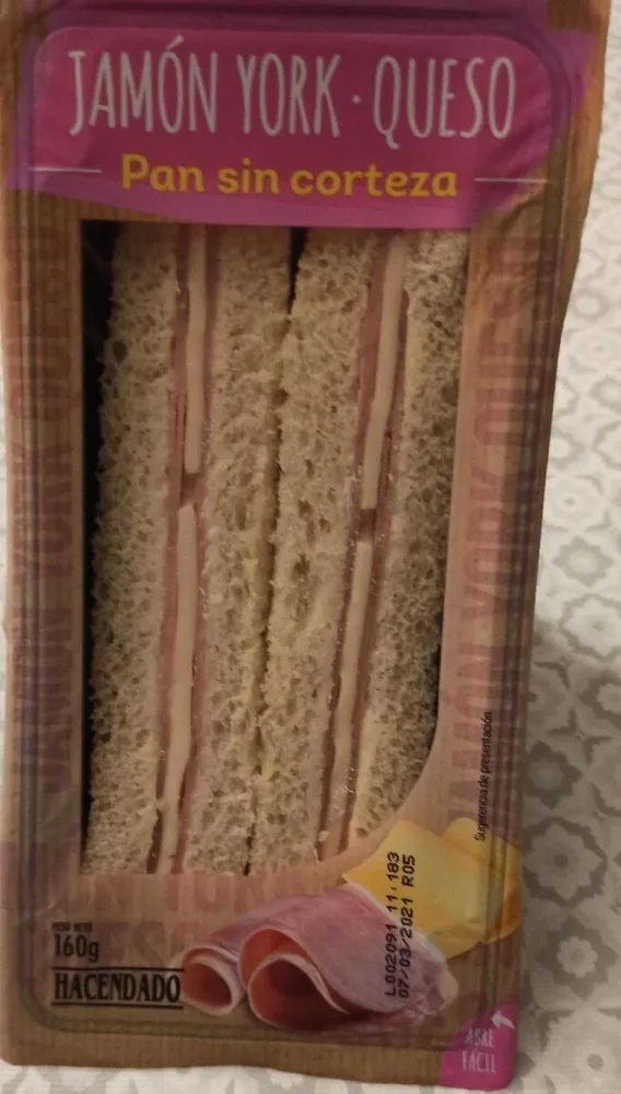 Jamón York queso pan sin corteza