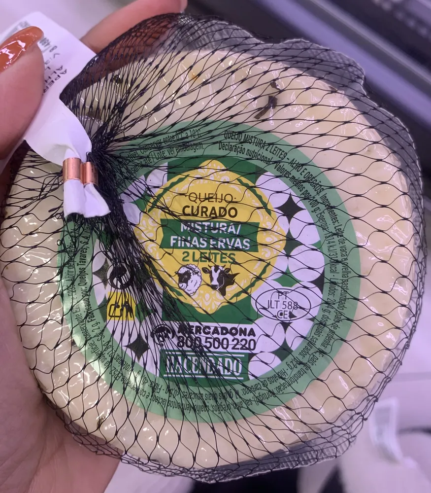 Queijo Curado Mistura / Finas Ervas 2 Leites
