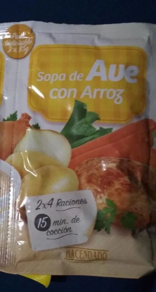 Sopa de ave con arroz