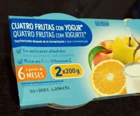 Cuatro frutas con yogur