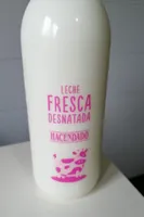 Leche fresca desnatada