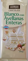 Chocolate blanco con avellanas enteras