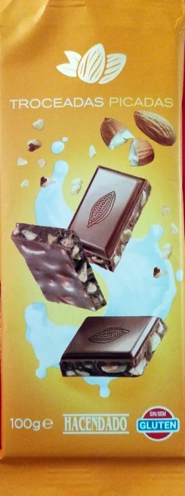 Chocolate con almendras troceadas