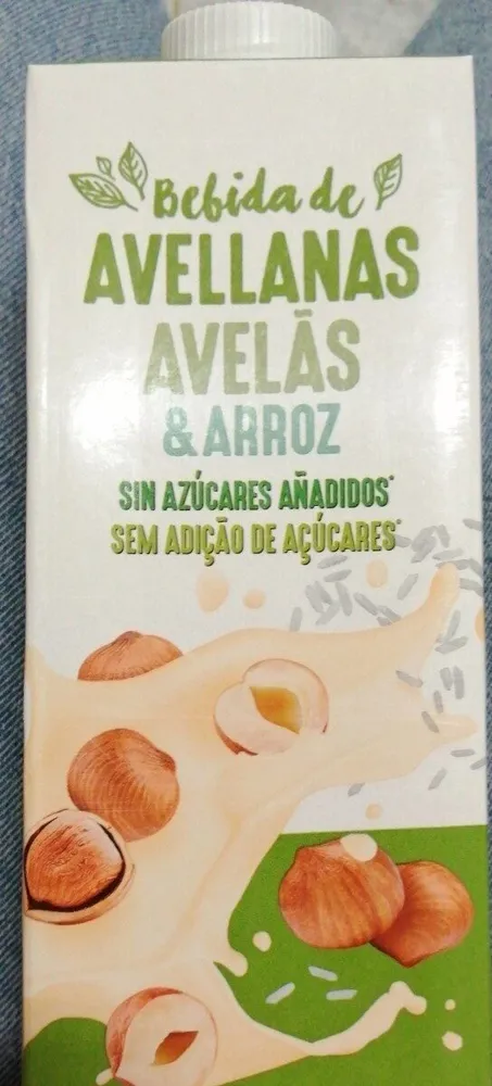 Bebida de avellanas y arroz
