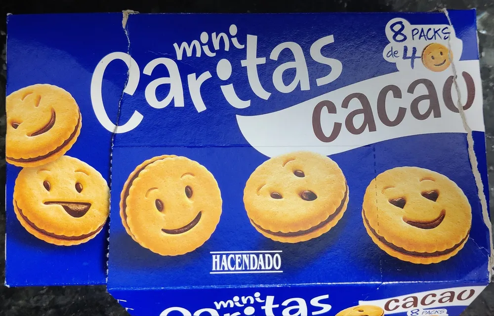 Galletas mini caritas con crema de cacao