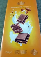 Chocolate con almendras troceadas