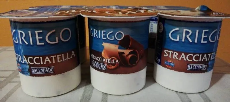 Yogur griego stracciatella