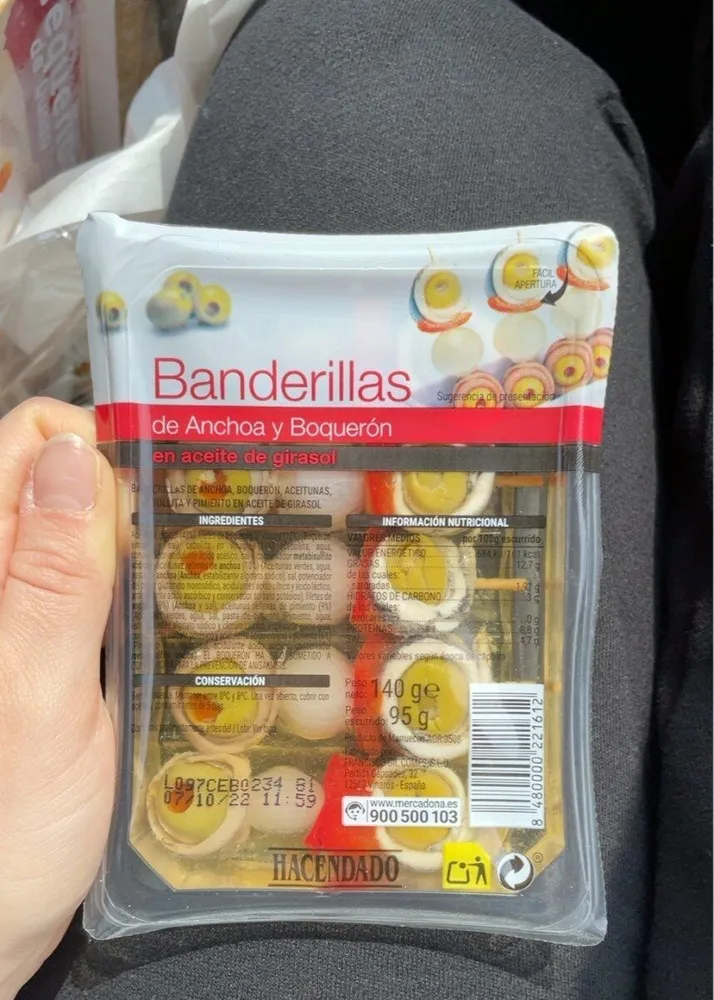 Banderillas de anchoa y boquerón