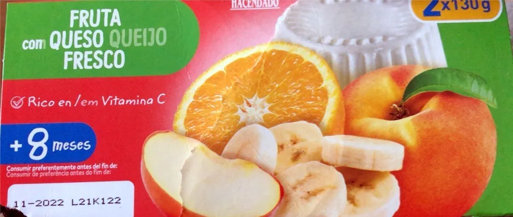 Fruta con queso fresco