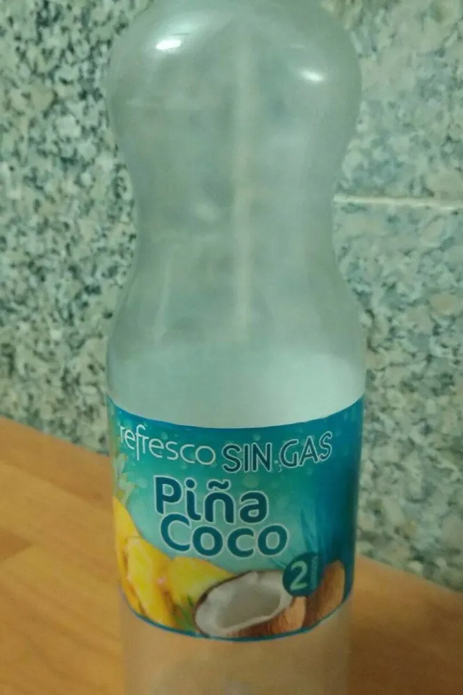 Refresco sin gas piña y coco