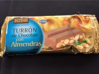 Turrón de chocolate con almendras