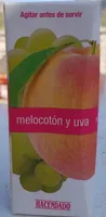 Bebida melocotón y uva