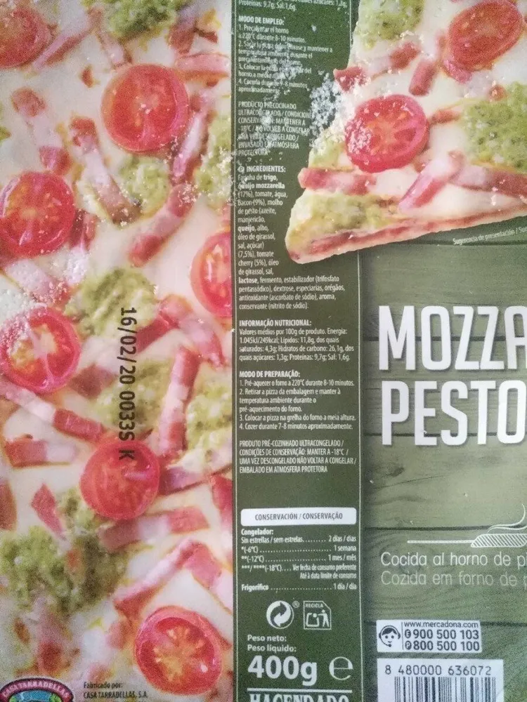Pizza mozzarella pesto