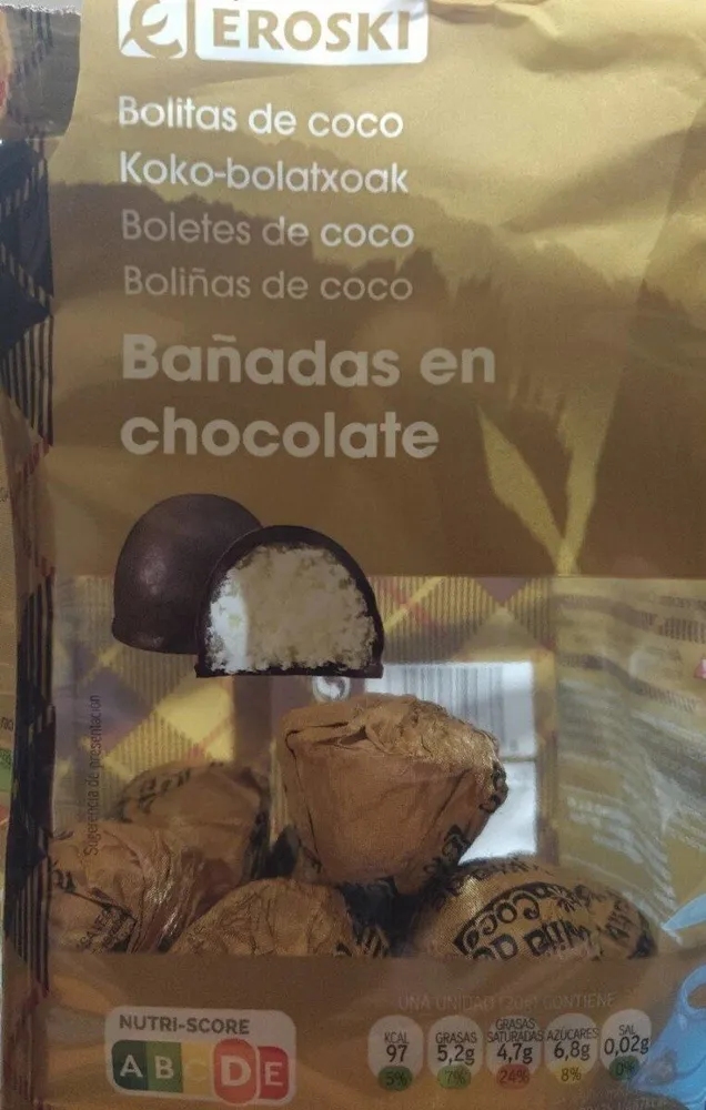 Bolitas de coco bañadas en chocolate